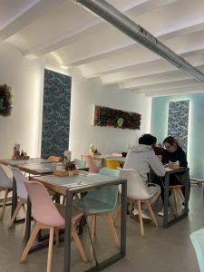 Vietnamese dining at Pho Mi Valencia