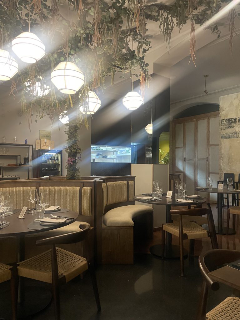 MANAW Restaurant Valencia Interior