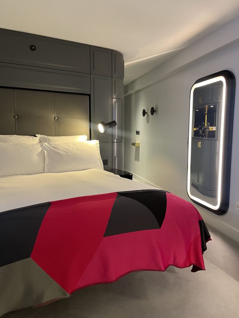 Bedroom at Sea Containers London